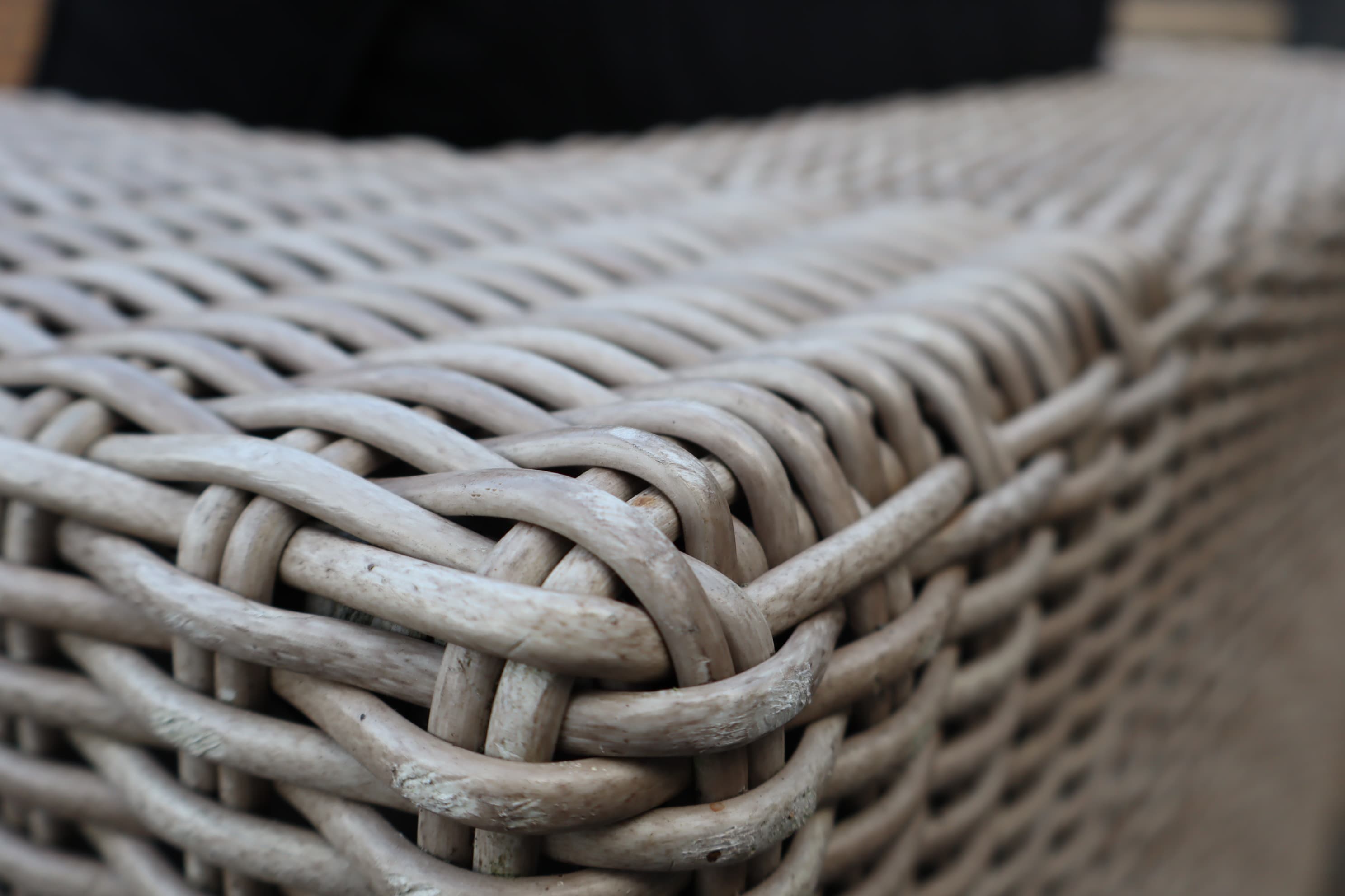 Teak & Mahogany 6-seater luxury rattan lounge set